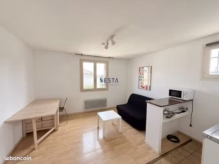 studio 1 pièce 20 m²