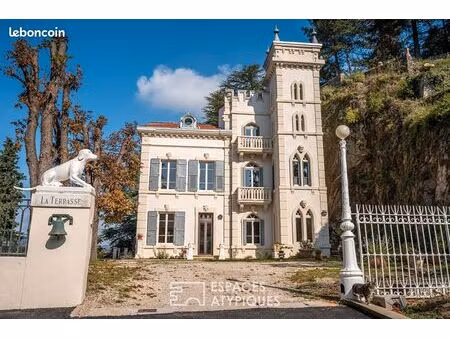 propriété 10 pièces 310 m²