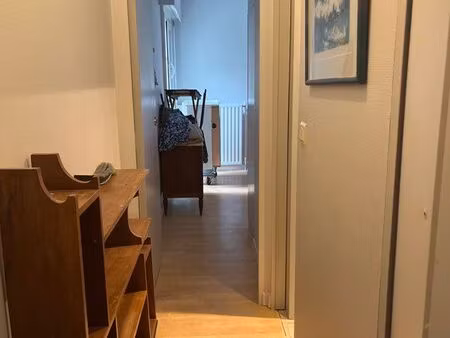 studette à louer