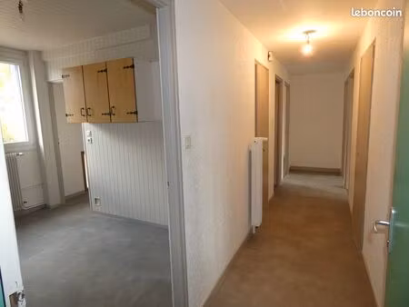 à louer – appartement t4 de 71 m² avec garage et cave – pontarlier