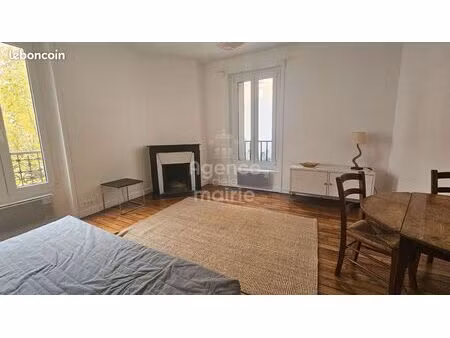 studio 1 pièce 25 m²