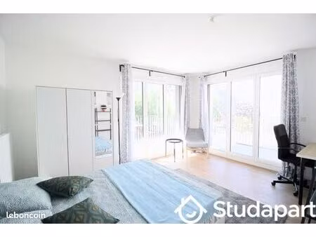 chambre 1 pièce 12 m²