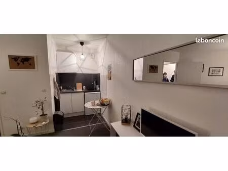 studio 1 pièce 23 m²
