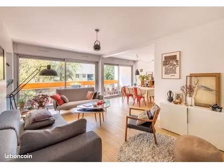 appartement 5 pièces 100 m²