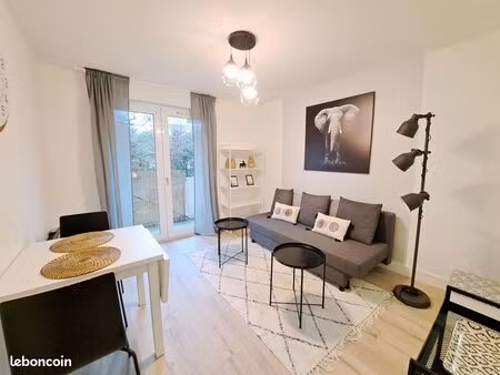 studio 1 pièce 19 m²