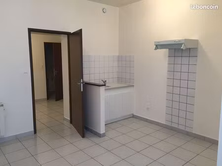 appartement 2 pièces 27m2 sochaux montbéliard