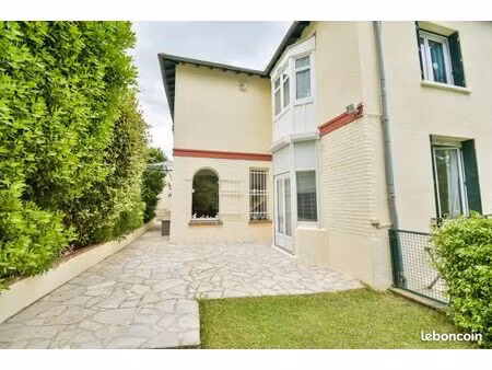 maison 6 pièces 135 m²