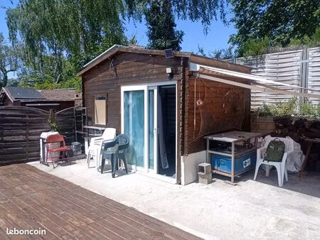 je vends une maison de pêche