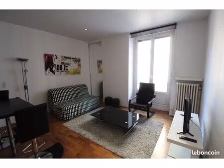 t1 bis meuble chauffage compris