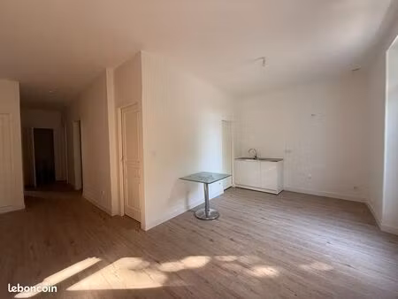 appartement 4 pièces 74 m²