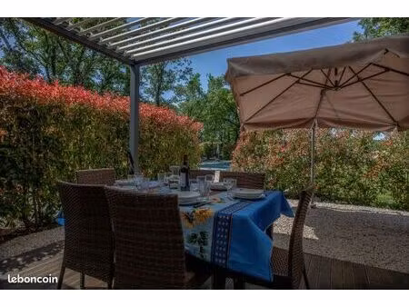 maison à louer dans propriété privée avec parking