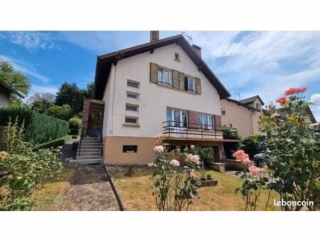 pavillon 8 pièces 190 m²