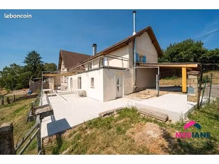 propriété 7 pièces 234 m²