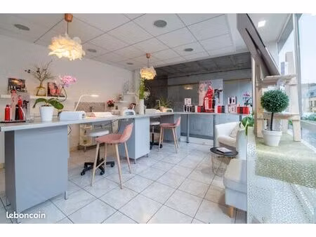 local commercial 115 m²