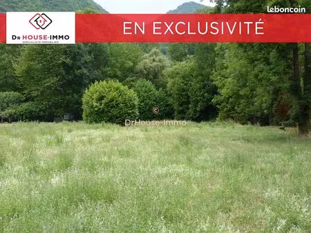 terrain 1740 m² niaux