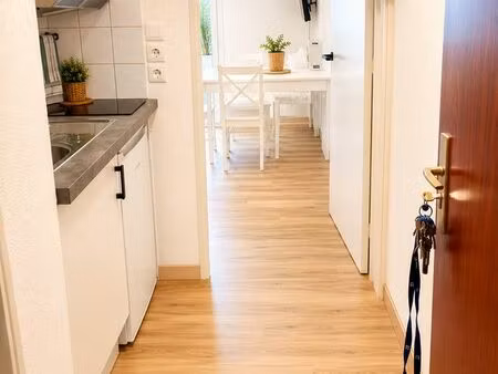 studio meublé pour étudiant  5 mn de la gare 365