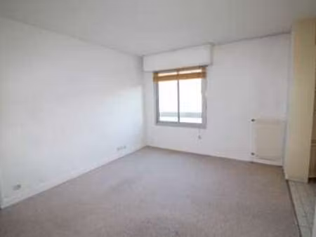 location appartement 2 pièces à nantes (44000) : à louer 2 pièces / 36m² nantes