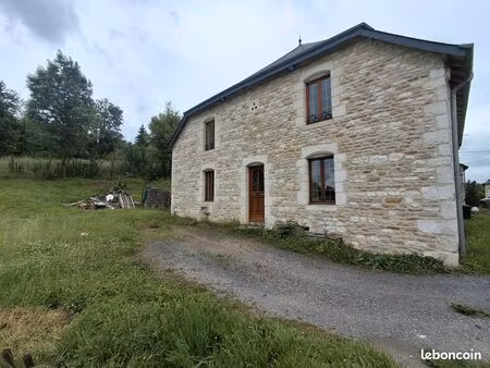 belle maison d'habitation  rénovée - avec terrain - secteur aubigny-les-pothees