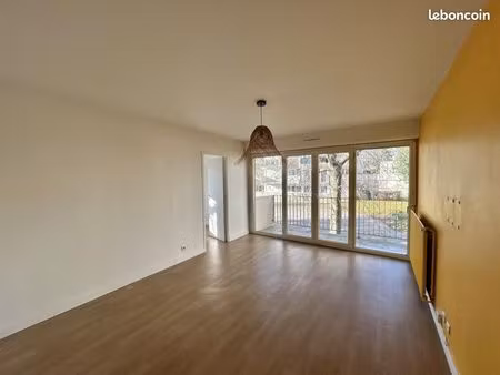 appartement 4 pièces 74 m²