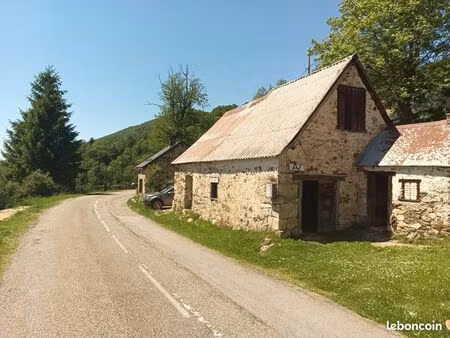 grange 2 pièces 86 m²