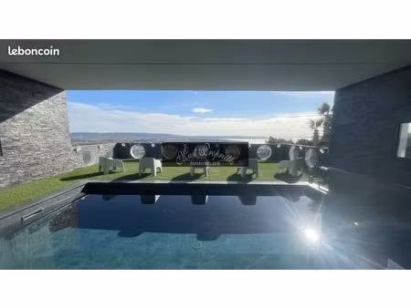 villa 8 pièces 300 m²