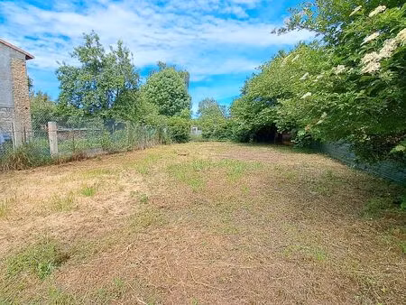 terrain 362 m² leran