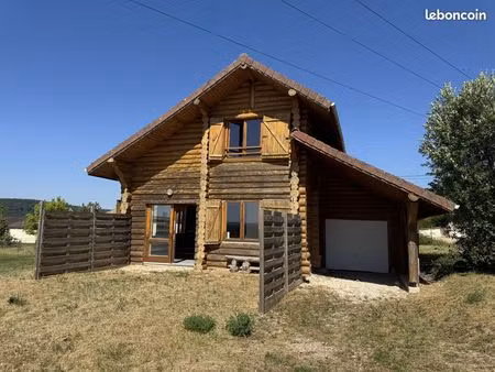 chalet 4 pièces 105 m²