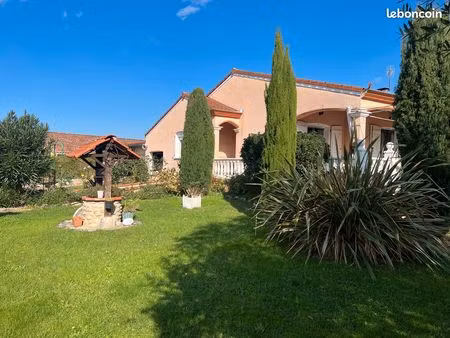 villa t5 sur 1000 m2 de terrain
