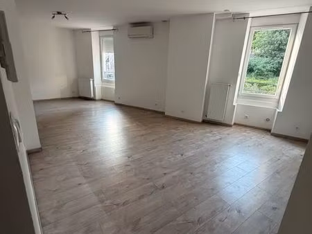 t3 appartement 65 m2 avec balcon