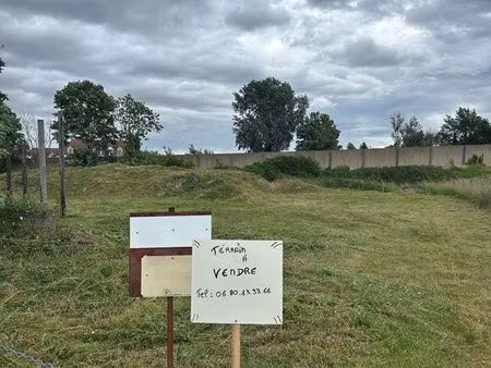 vends terrain non constructible