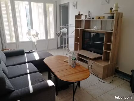 joli appartement t3 proche utt