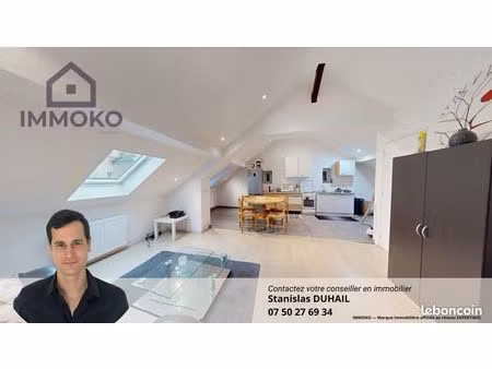 loft/atelier/surface 3 pièces 60 m²
