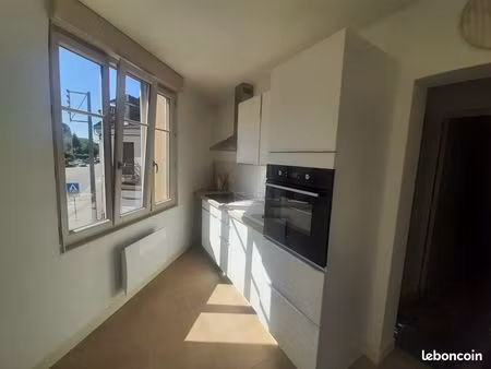 superbe t2 meublé bar sur seine