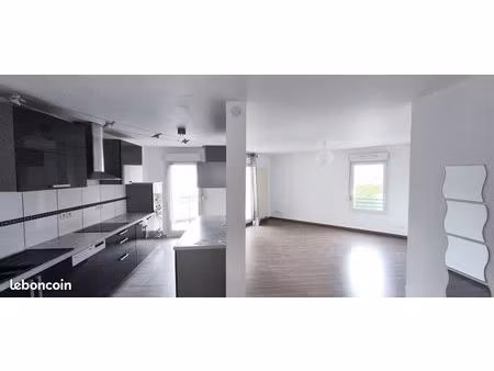 t3 confortable de 73m² dans résidence avec garage