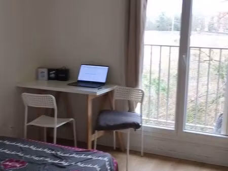 studio meublé 14m2 - gustave roussy  epita  efrei  supbio