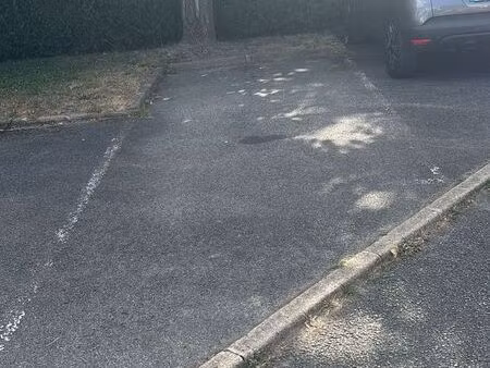 location place de parking