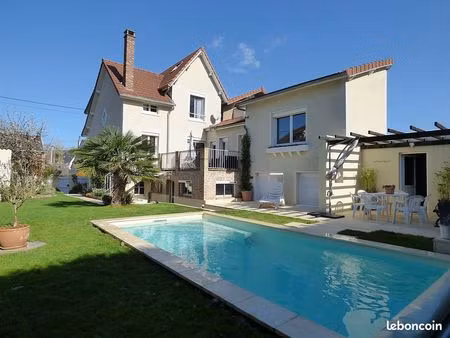 maison avec piscine proche gare
