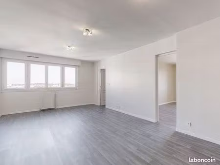 appartement 3 pièces 60 m²