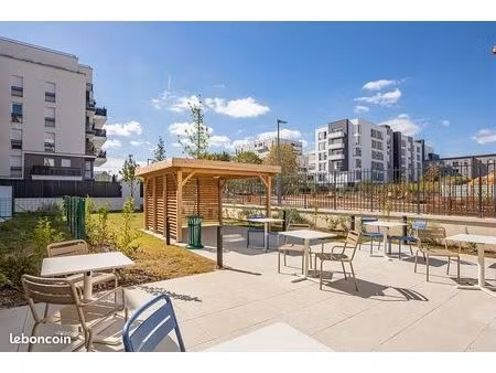 appartement 3 pièces 61 m²