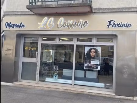 fonds de commerce coiffure 85 m²