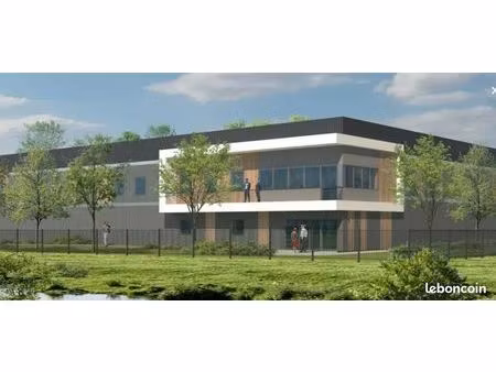 local d'activite 21993 m² persan