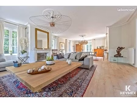 maison 16 pièces 450 m²