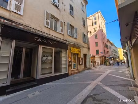 local 76 m² ajaccio