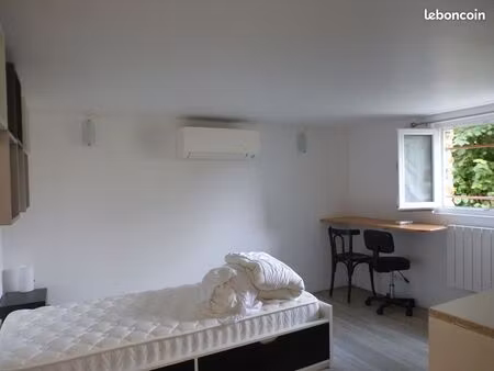 appartement 1 pièce 13 m²