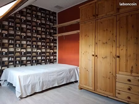 chambre meublée