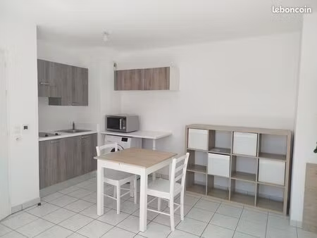 studio meublé 25m² – saint-chéron | calme  lumineux  proche gare (5 min à pied)