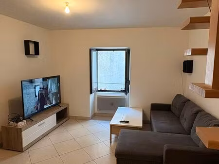 loue t1 bis duplex 30 m² - très bon état