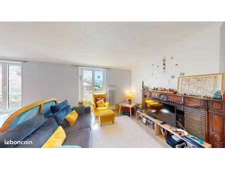 appartement 3 pièces 103 m²