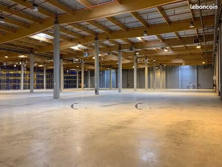 local logistique 6 345 m²