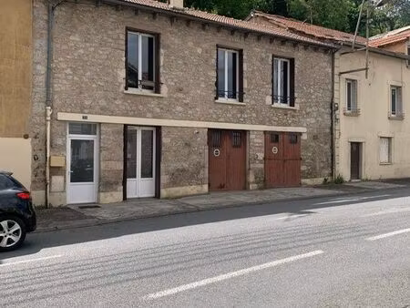 vend maison tour de ville avec jardin et garage